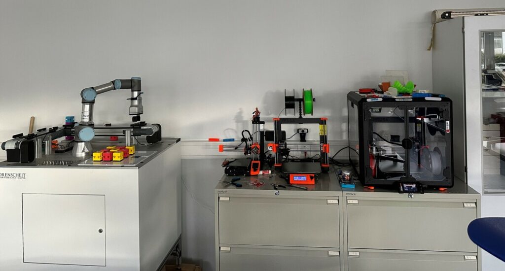 Hand in Hand mit Cobots: Zukunftsprojekt für die Region Ems-Vechte