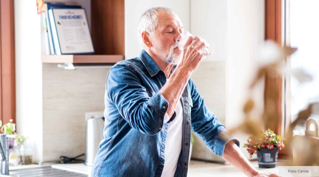 Ausreichend Wasser trinken