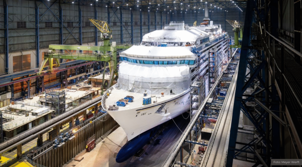 "Asuka III": Meyer Werft bereitet Emsüberführung vor