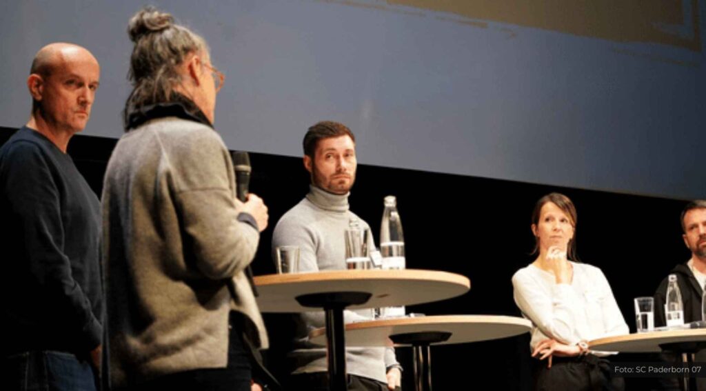 Diskussion zu "Liebe kennt keine Liga"