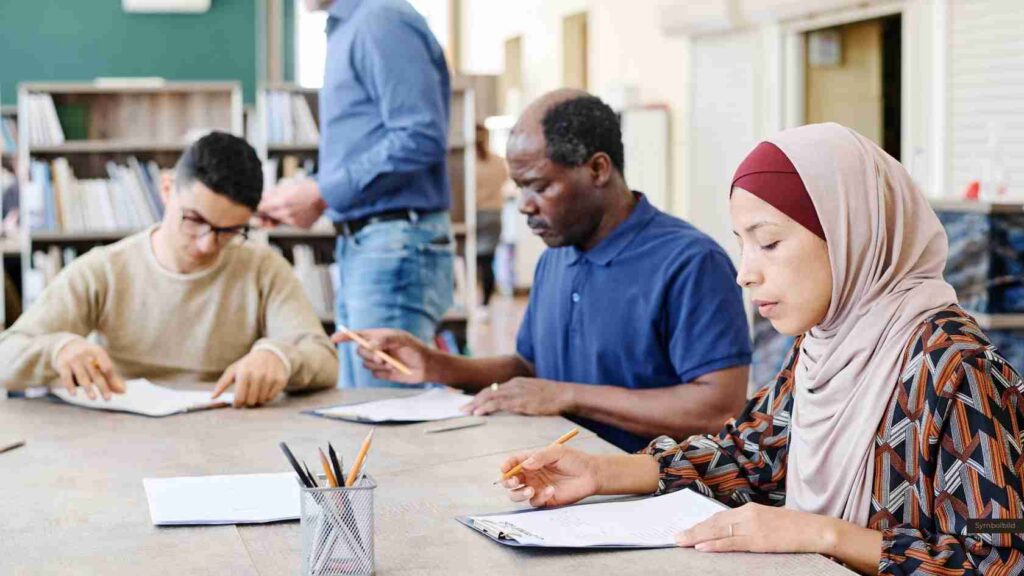 Fachkräfteeinwanderung: Unternehmen fordern Abbau der Bürokratie