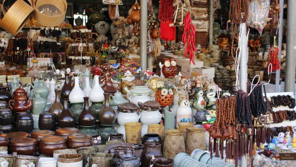 Nordhorns Flohmarkt-Höhepunkt: Holschenmarkt 2025 knackt Rekordmarke