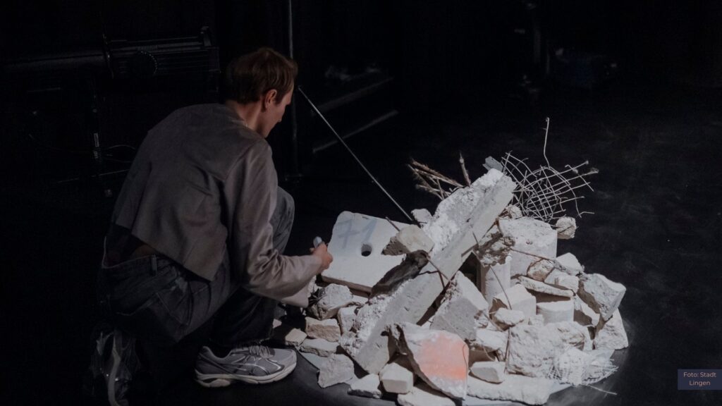„PASKUDNIK“ – Queere Erinnerungskultur im Burgtheater Lingen
