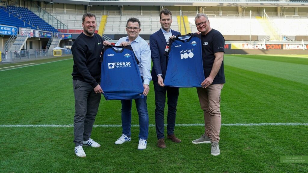 SCP07 würdigt Computer-Pionier Heinz Nixdorf mit Sondertrikot gegen Düsseldorf