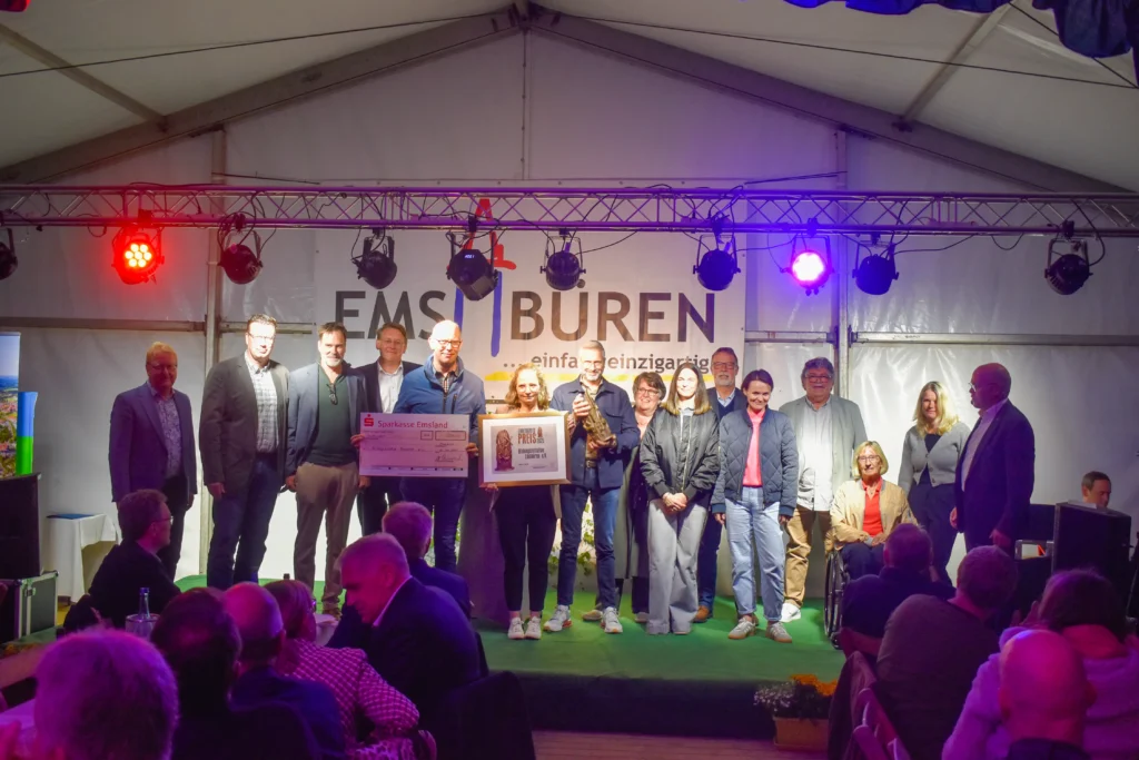 Ehrenamtspreis 2025 geht an Bildungsinitiative Emsbüren e.V.