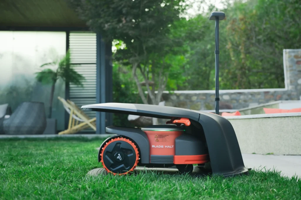 Smarte Technik für große Gärten: Der neue Mähroboter Segway Navimow X3 im Check