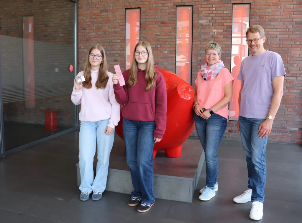 Goldfund in Meppen-Versen: Familie Wemhoff gewinnt 10g-Goldbarren bei Sport-Tombola