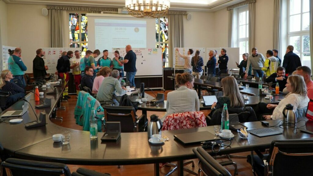 Grenzüberschreitende Katastrophenschutz-Übung in Nordhorn stärkt Zusammenarbeit mit den Niederlanden