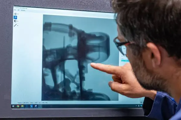 BMW Werk Landshut treibt Digitalisierung in der Komponentenfertigung voran