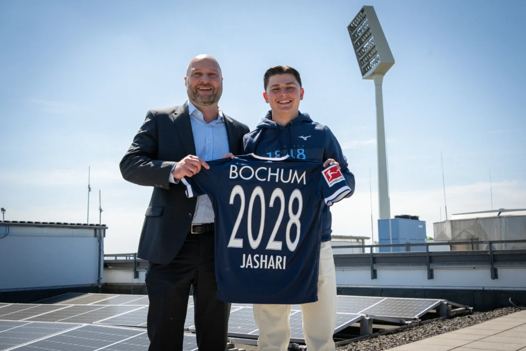 Nächster Schritt Richtung Bundesliga – Lirim Jashari unterschreibt Profivertrag beim VfL Bochum