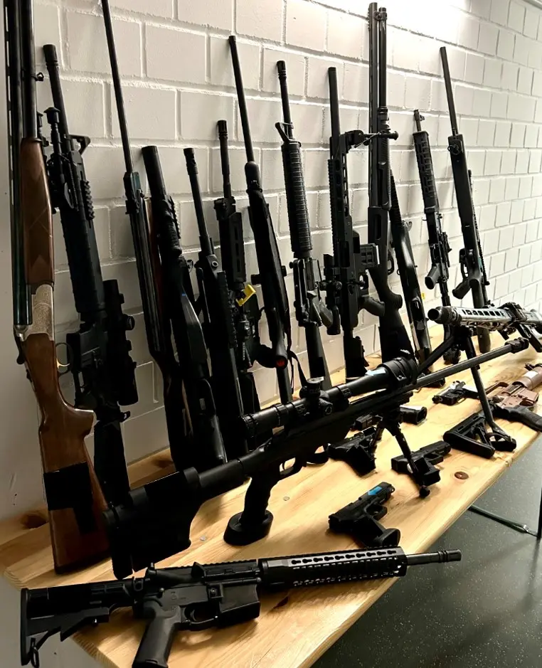 Wietmarschen – Polizei entdeckt Bunker und Waffenlager bei Reichsbürger-Anhänger