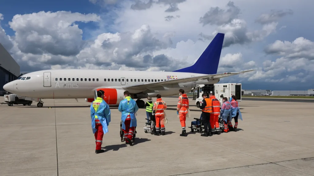 Über 1.500 Patienten aus der Ukraine in Deutschland versorgt – Kleeblattmechanismus bewährt sich im Ernstfall