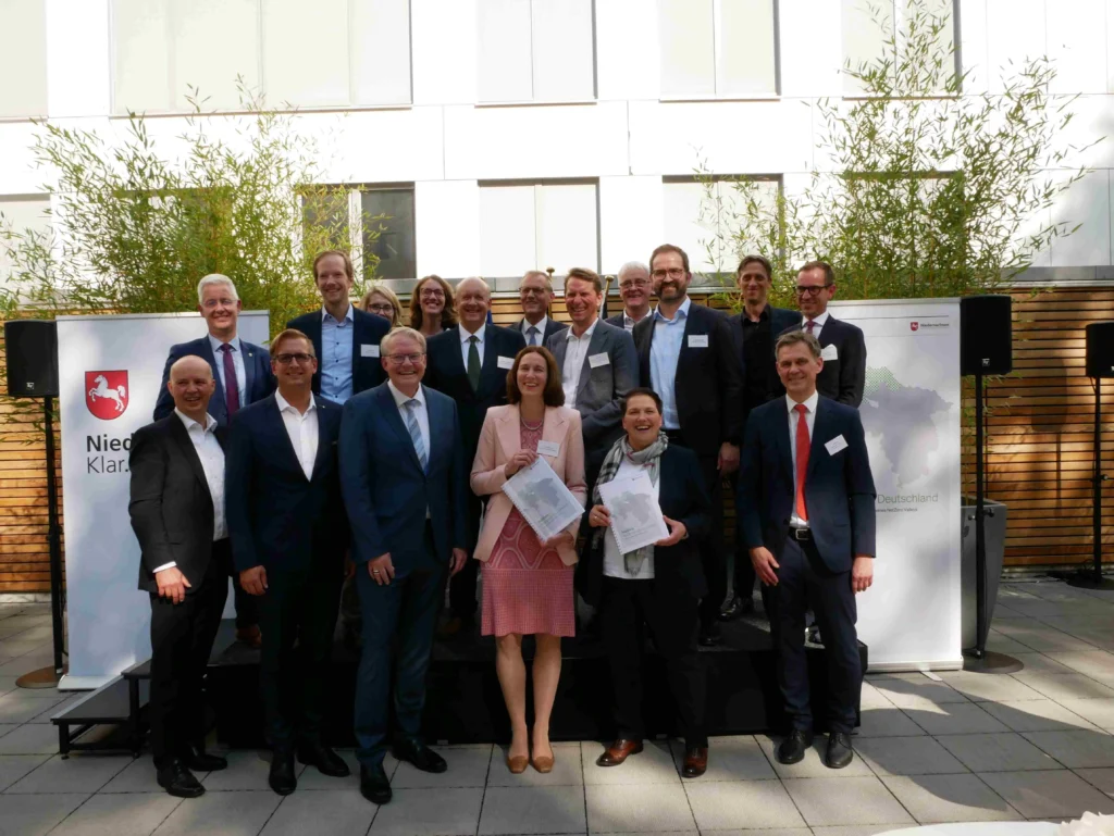 Emsland bis Cuxhaven will klimaneutrale Industrie voranbringen