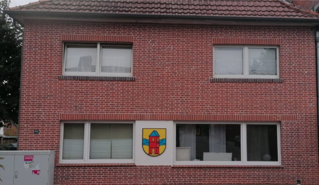 Aschendorf – Historisches Wappen gestohlen: Unbekannte Täter entwenden Fassadenschmuck