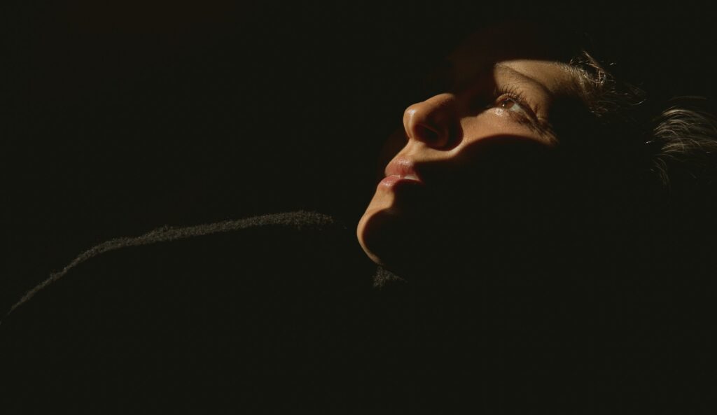 Forschungsteam entschlüsselt molekulare Signatur von Long Covid – Hoffnung auf neue Diagnosen und Therapien