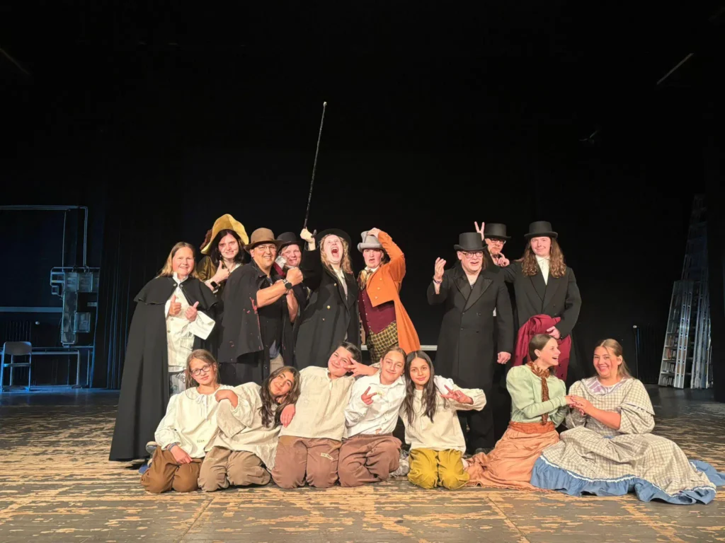 „Oliver Twist“ in Schüttorf – Inklusive Theatergruppe WolkenRoller bringt Klassiker auf die Bühne