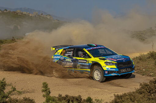 Überraschender Heimsieg für italienische Škoda Fabia RS Rally2-Crew bei der Rallye Italien Sardinien
