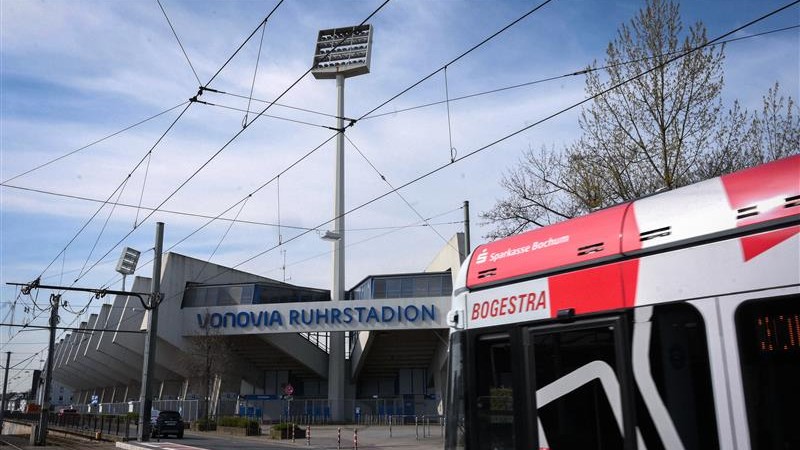 Nachhaltige Partnerschaft: VfL Bochum 1848 und BOGESTRA verlängern bis 2030