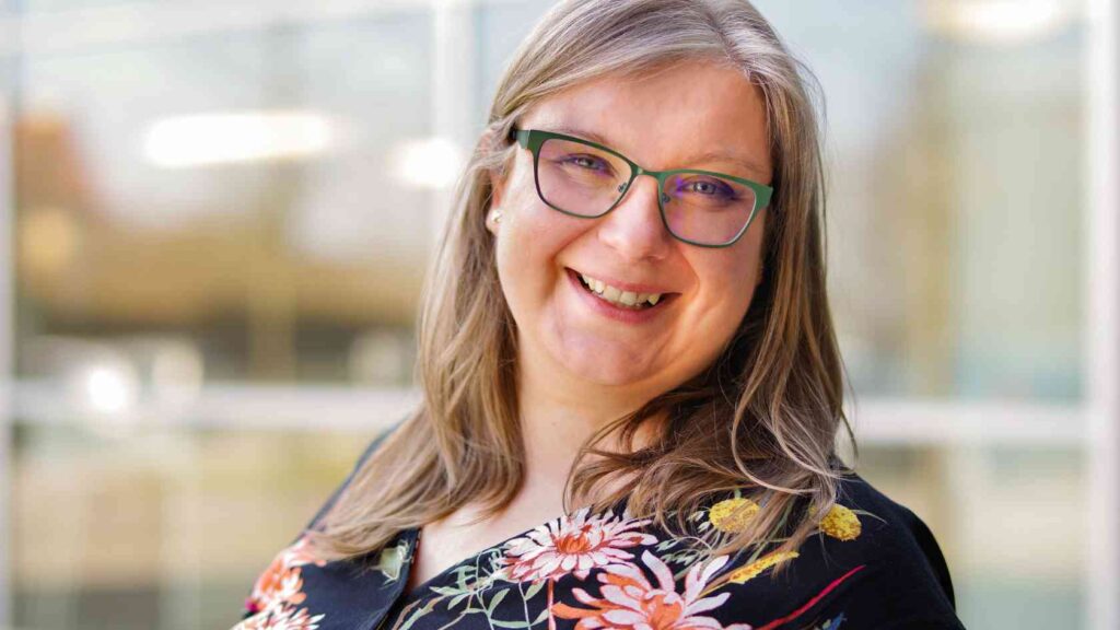 Wissenschaft sichtbar machen: Christina Bergmann im Einsatz für gerechtere Karrierewege