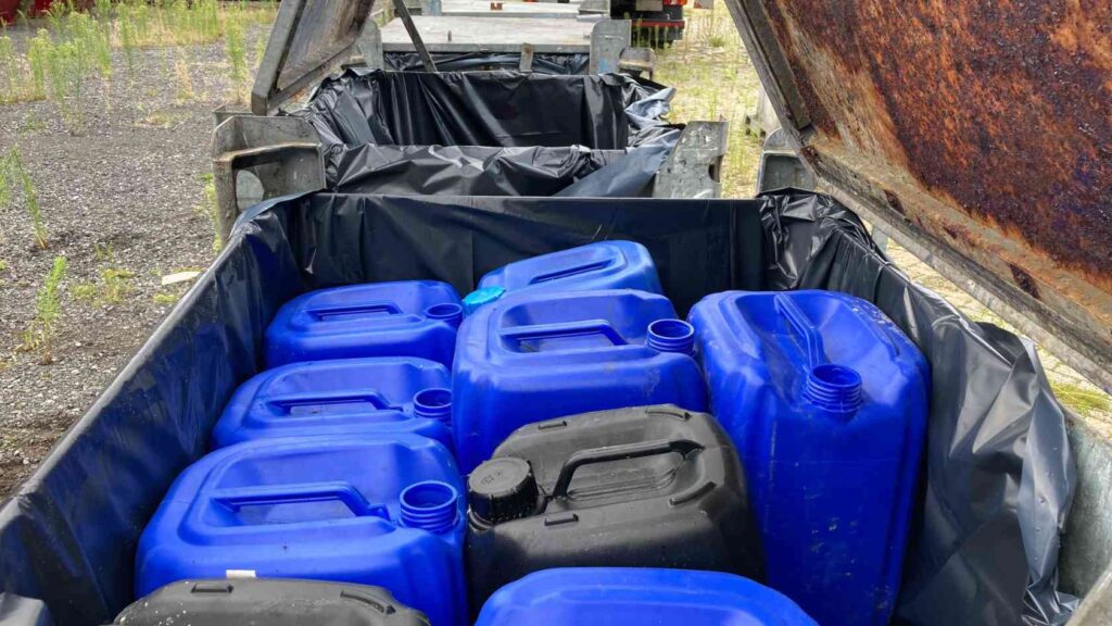 Nach Brand eines illegalen Drogenlabors in Nordhorn: Landkreis Grafschaft Bentheim lässt gefährliche Stoffe entsorgen