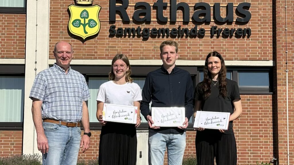 Freren – Drei erfolgreiche Abschlüsse im Rathaus: Nachwuchs verstärkt Verwaltung