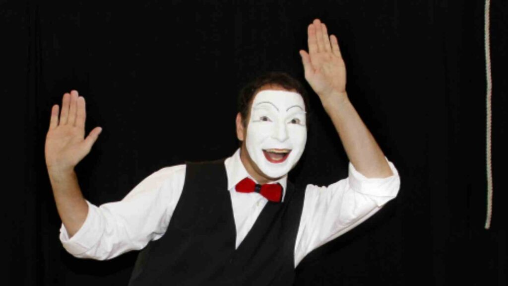 Pantomime trifft Ferienlaune: Geschichten ohne Worte in Spelle