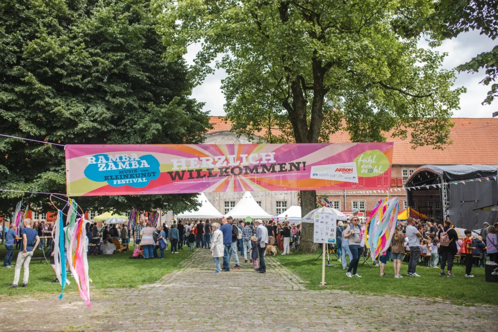 Nordhorn – Inklusives Festival „Ramba Zamba“ bringt am 5. Juli wieder Vielfalt ans Kloster Frenswegen