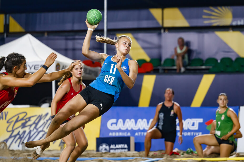 U17 holt EM-Gold im Beachhandball – Starke Leistung in Alanya