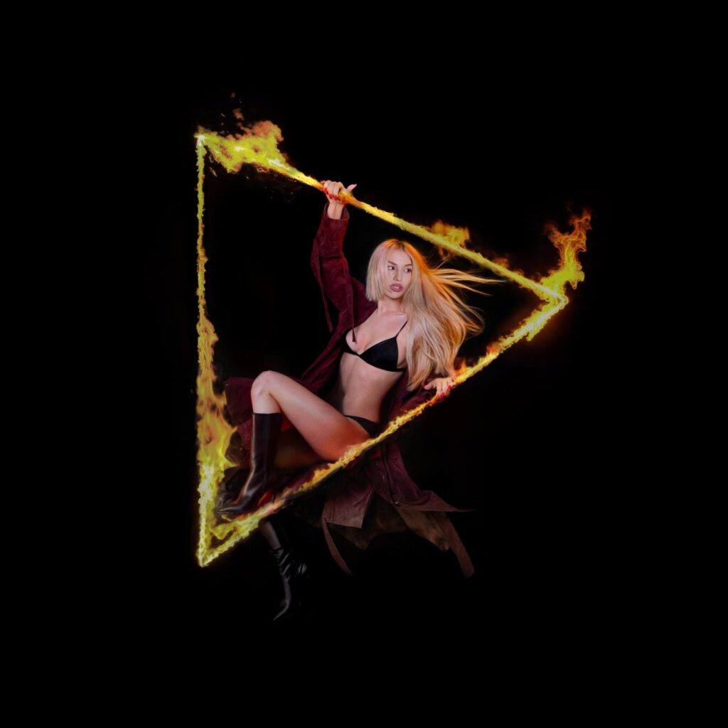 Ava Max startet mit „Don’t Click Play“ in eine neue Ära