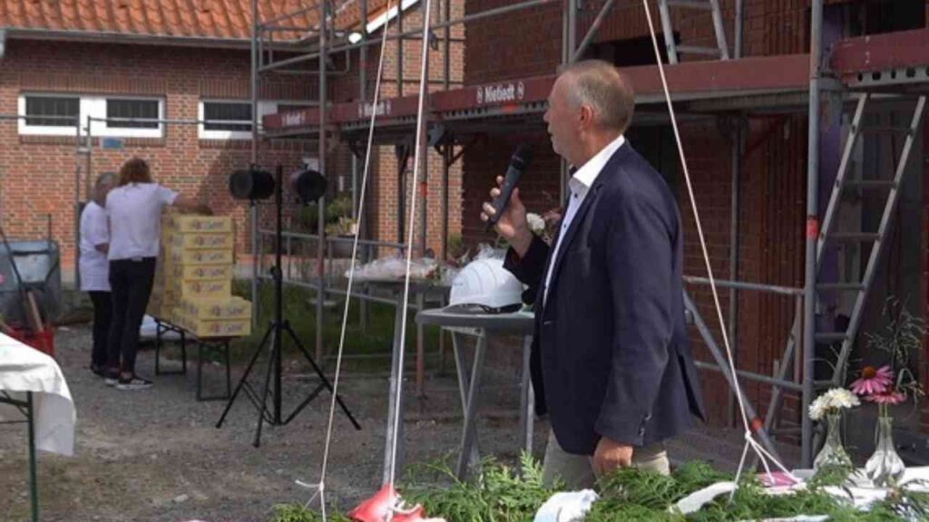 Papenburg: Grundsteinlegung für inklusives Wohnprojekt am alten Kirchturm