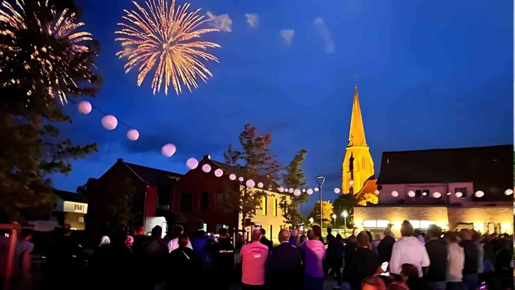 Feuerwerk, Musik und gute Stimmung: Herzlaker Sommernacht 2025 begeistert Besucher