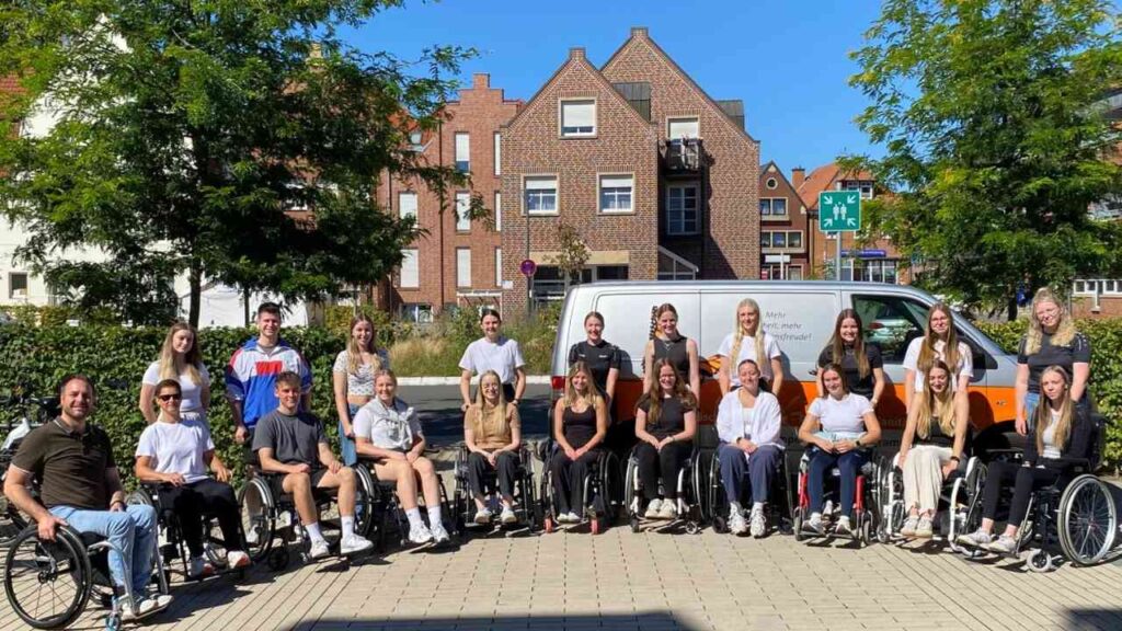 Meppen: Perspektivwechsel im Rollstuhl bringt neue Einsichten für angehende Therapeuten