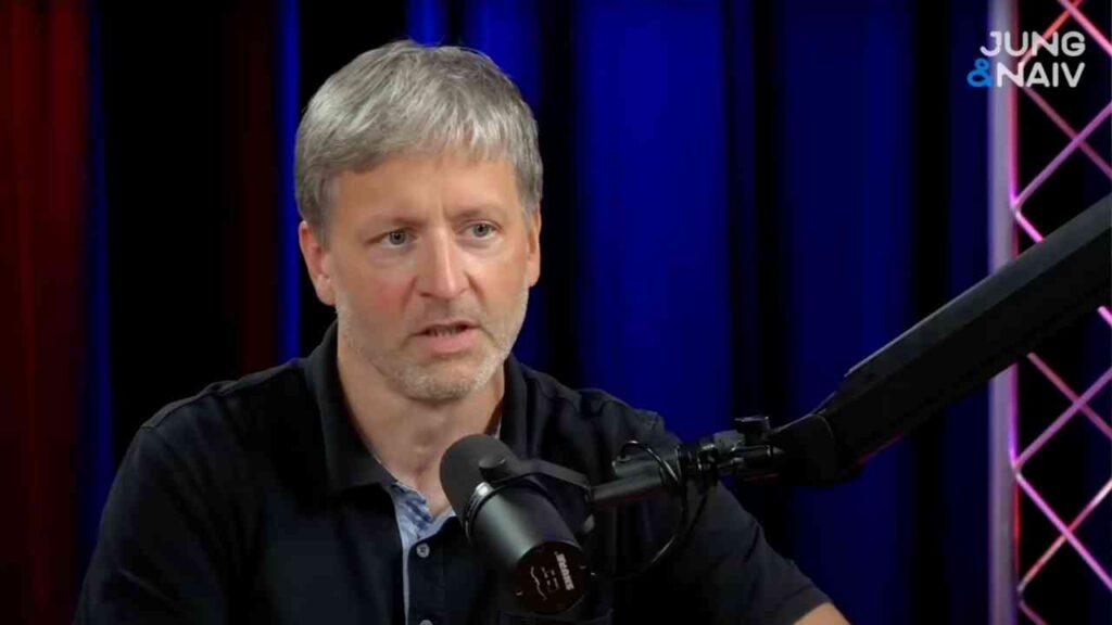 Podcast-Tipp der Woche: Kapitalismus, Macht und Reichtum hinterfragt