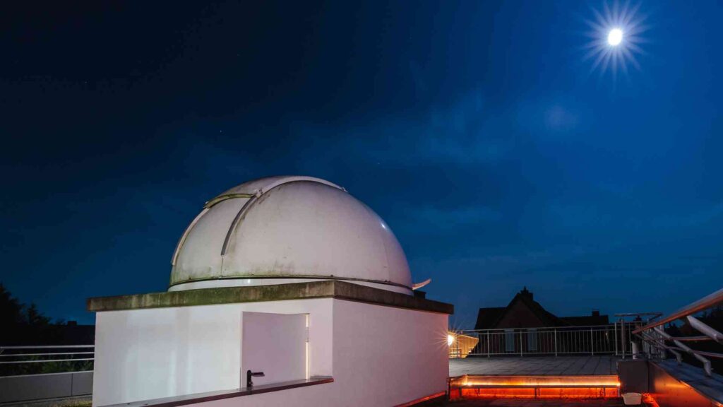 Sternwarte Neuenhaus lädt zum Blick ins Universum ein