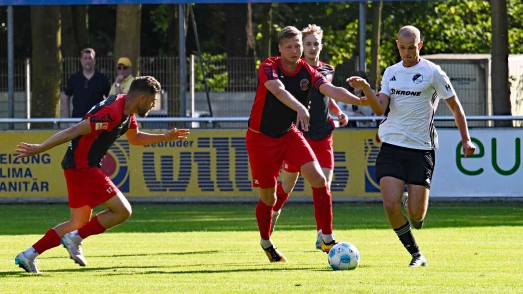 Tom Winnemöller SC Spelle-Venhaus Doppelpack