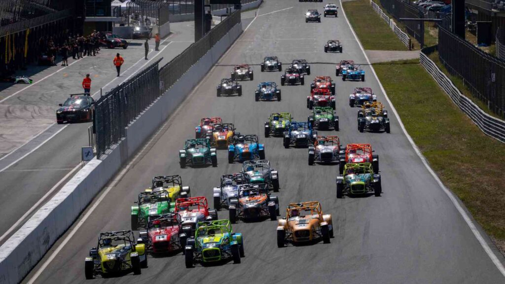 Caterham Motorsport: Erfolgreicher Auftritt bei der Zandvoort Summer Trophy