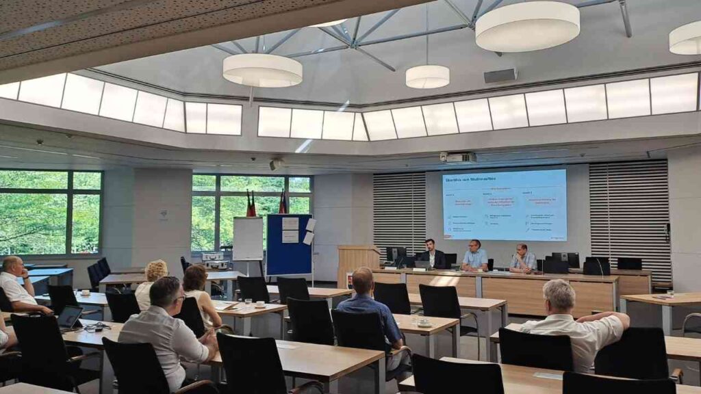 Arbeitskräftelücke im Emsland: Prognos-Studie der Zukunftsregion zeigt Handlungsbedarf