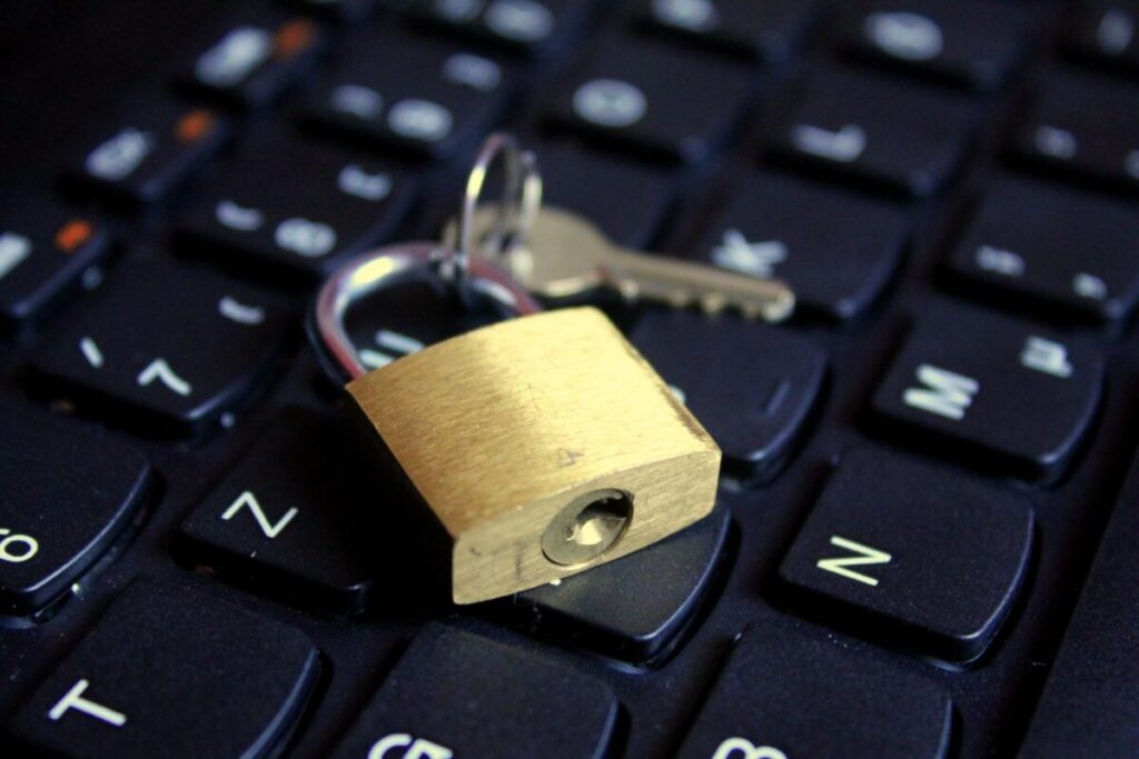 Online-Webinar: So schützen Unternehmen sich aktiv vor Cyberangriffen