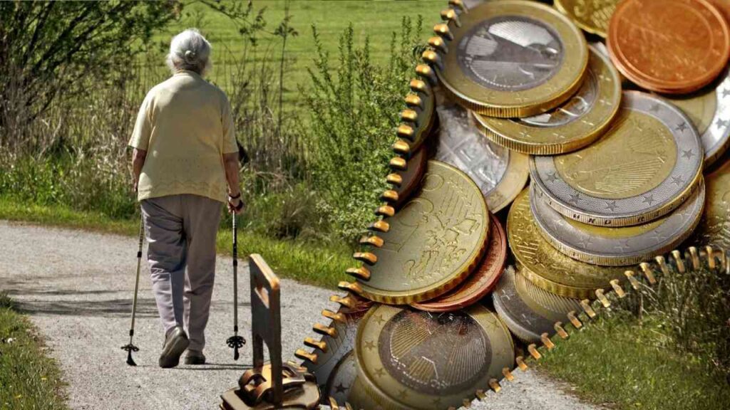 Ältere Person beim Spaziergang, daneben Euro-Münzen, symbolisiert den Ruhestand und finanzielle Sicherheit.