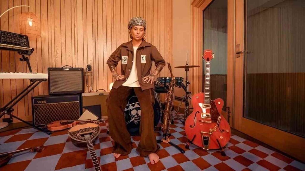 Tash Sultana kommt im März 2026 mit der Return To The Roots-Tour nach Deutschland