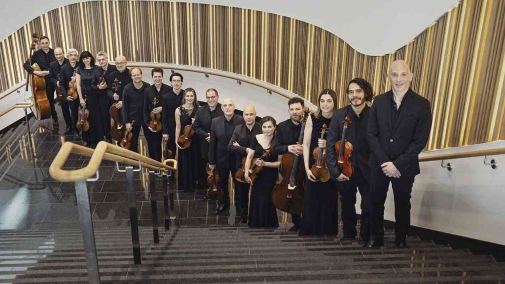 Kammerphilharmonie Ingolstadt auf der Treppe