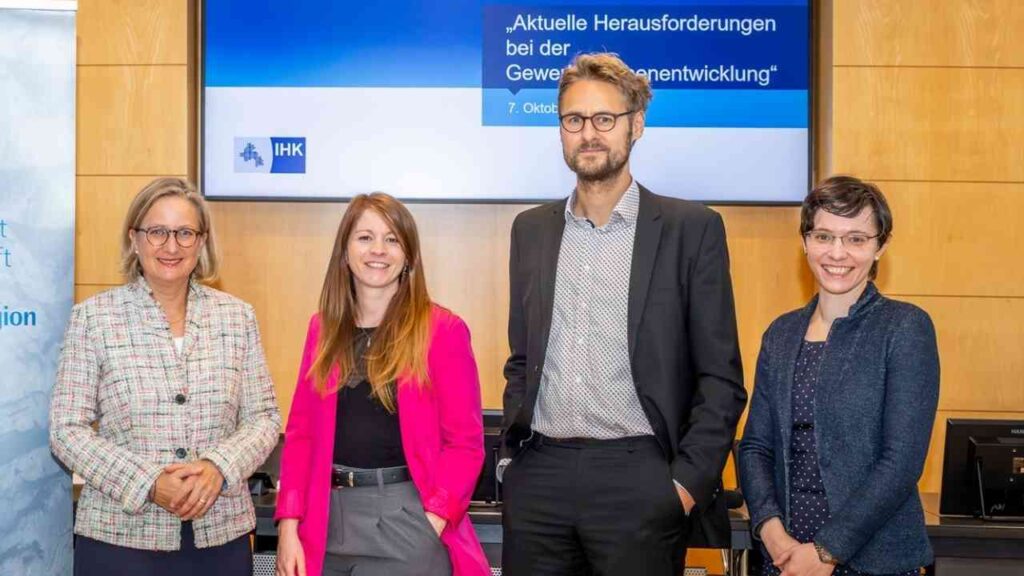 Podiumsdiskussion zur Gewerbeflächenentwicklung