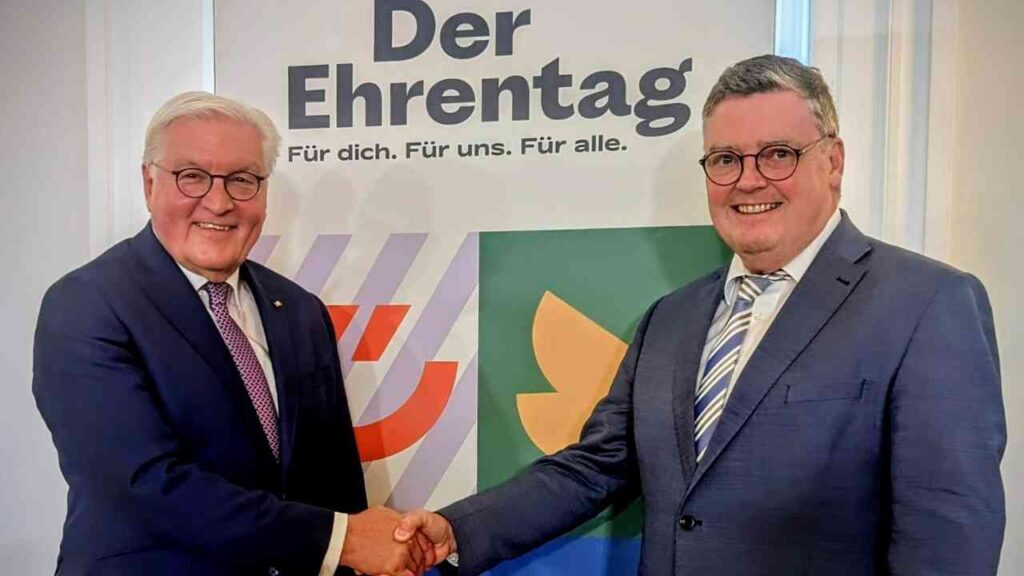 Bürgermeister Berling mit Bundespräsident Steinmeier