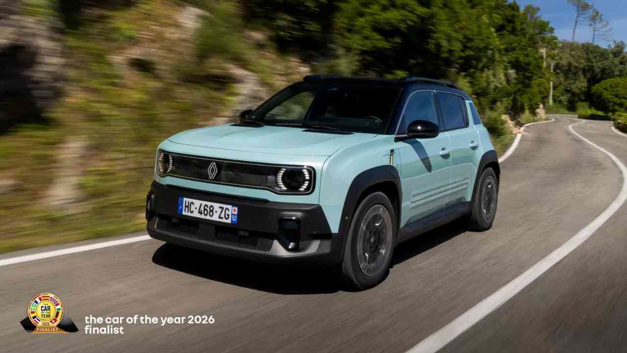 Renault 4 E-Tech Electric im Finale zum Car of the Year 2026