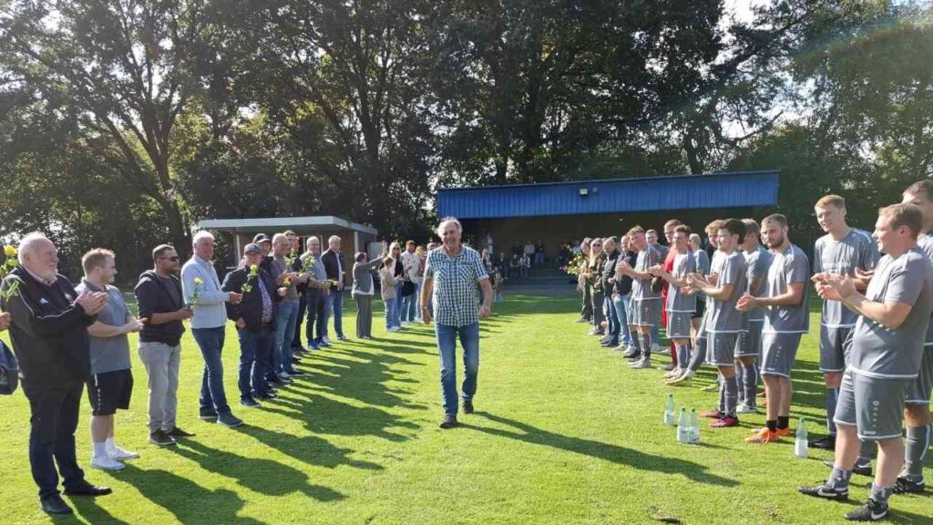 „Ehrenamt überrascht“: SV Renkenberge ehrt Heinz Ahillen für jahrzehntelanges Engagement