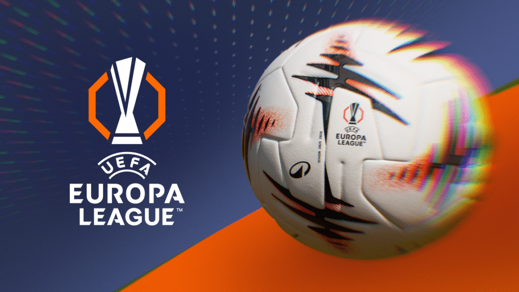 Fußball mit UEFA Europa League-Logo auf einem farbigen Hintergrund.