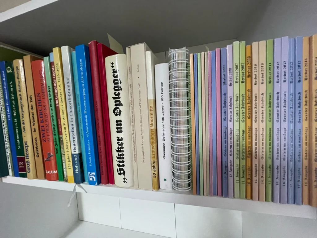 Archiv der Gemeinde Geeste Bücher im Regal III