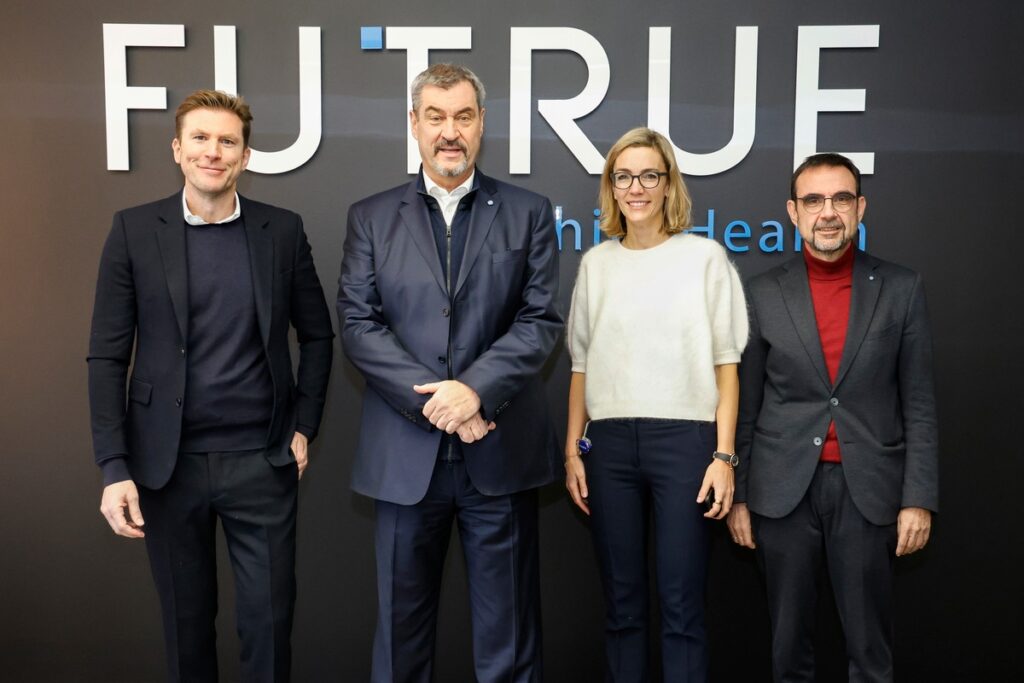 Bayerns Ministerpräsident Dr. Markus Söder besucht FUTRUE, eines der am schnellsten wachsenden Healthcare Unternehmen weltweit