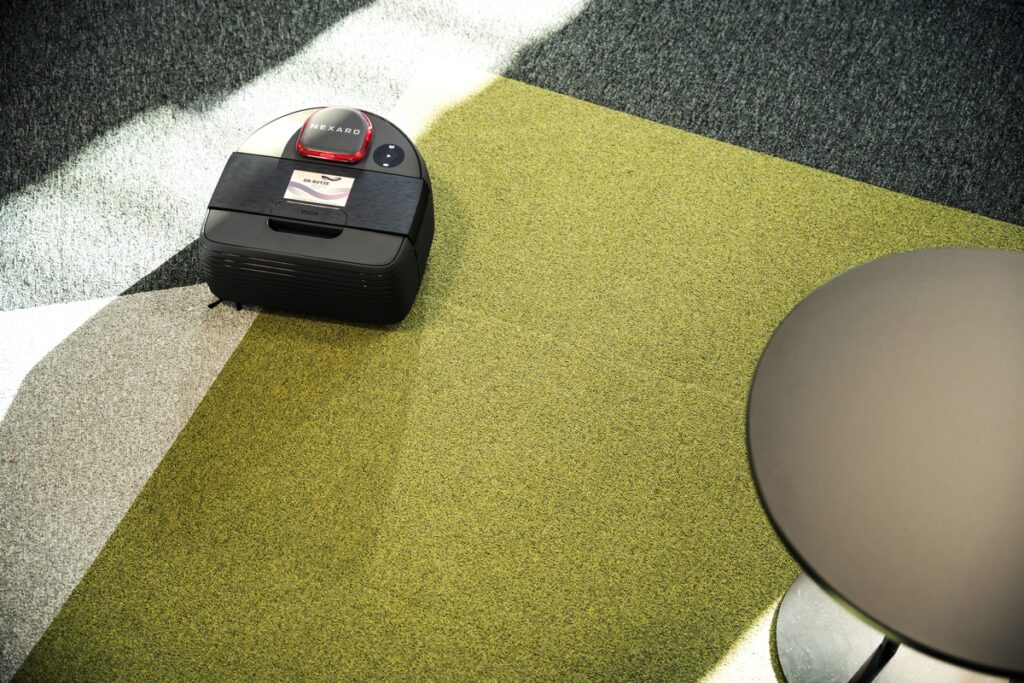 Vorreiter für smarte Gebäudereinigung: Stadtforum Dresden setzt auf Robotiklösung von Nexaro