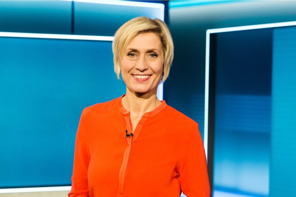 "Gruß an Bord" mit neuer Stimme: Susanne Stichler präsentiert die NDR Info Traditionssendung an Heiligabend für Seeleute weltweit